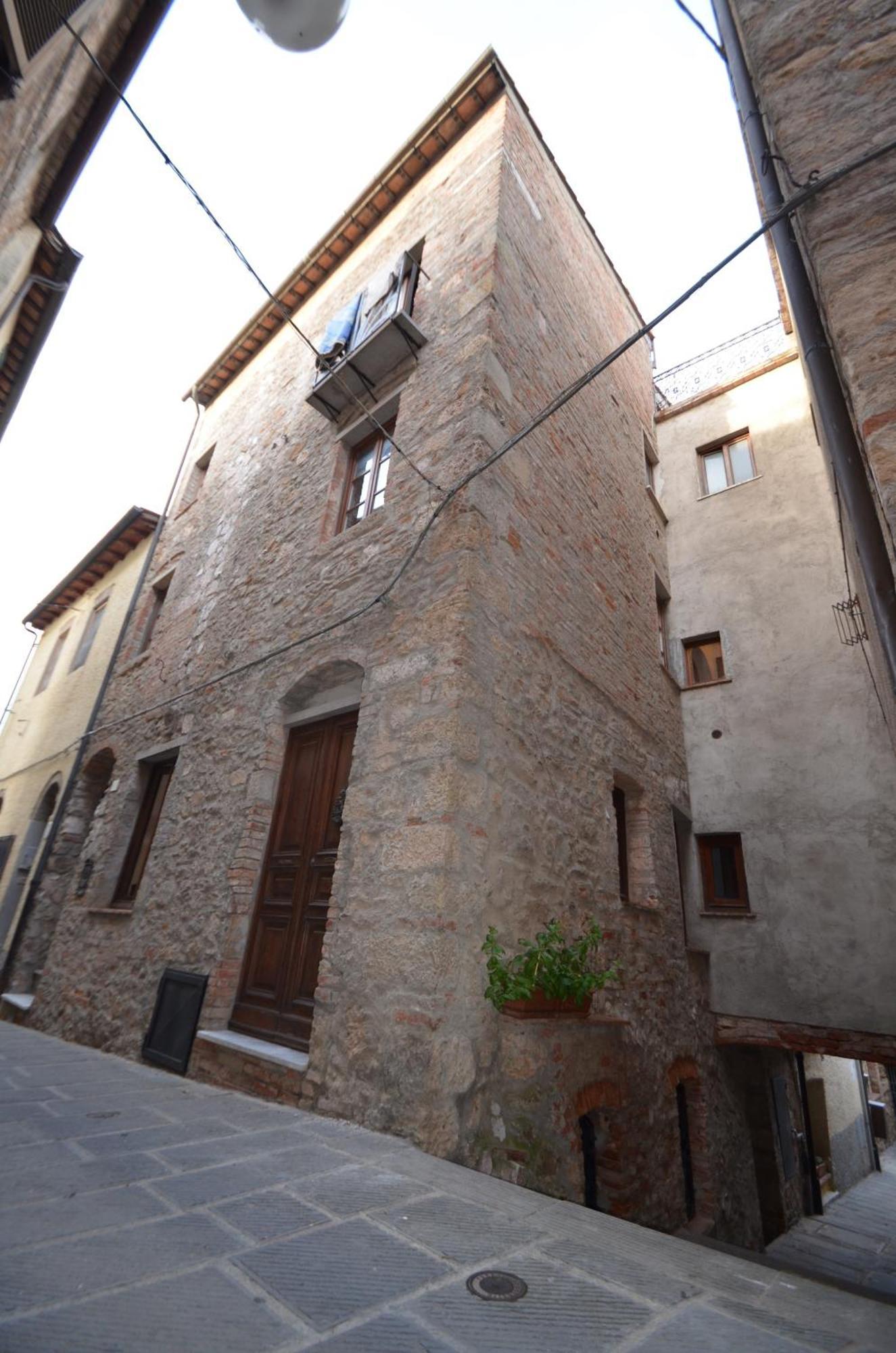 Апартаменты La Divina Dimora Il Castello Degli Spiriti Magni Montepescali Номер фото